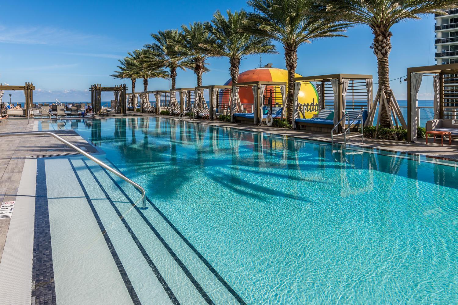 Wake Up To The Sound Of Waves In A Stylish Condo In A Luxury Resort Hollywood Kültér fotó