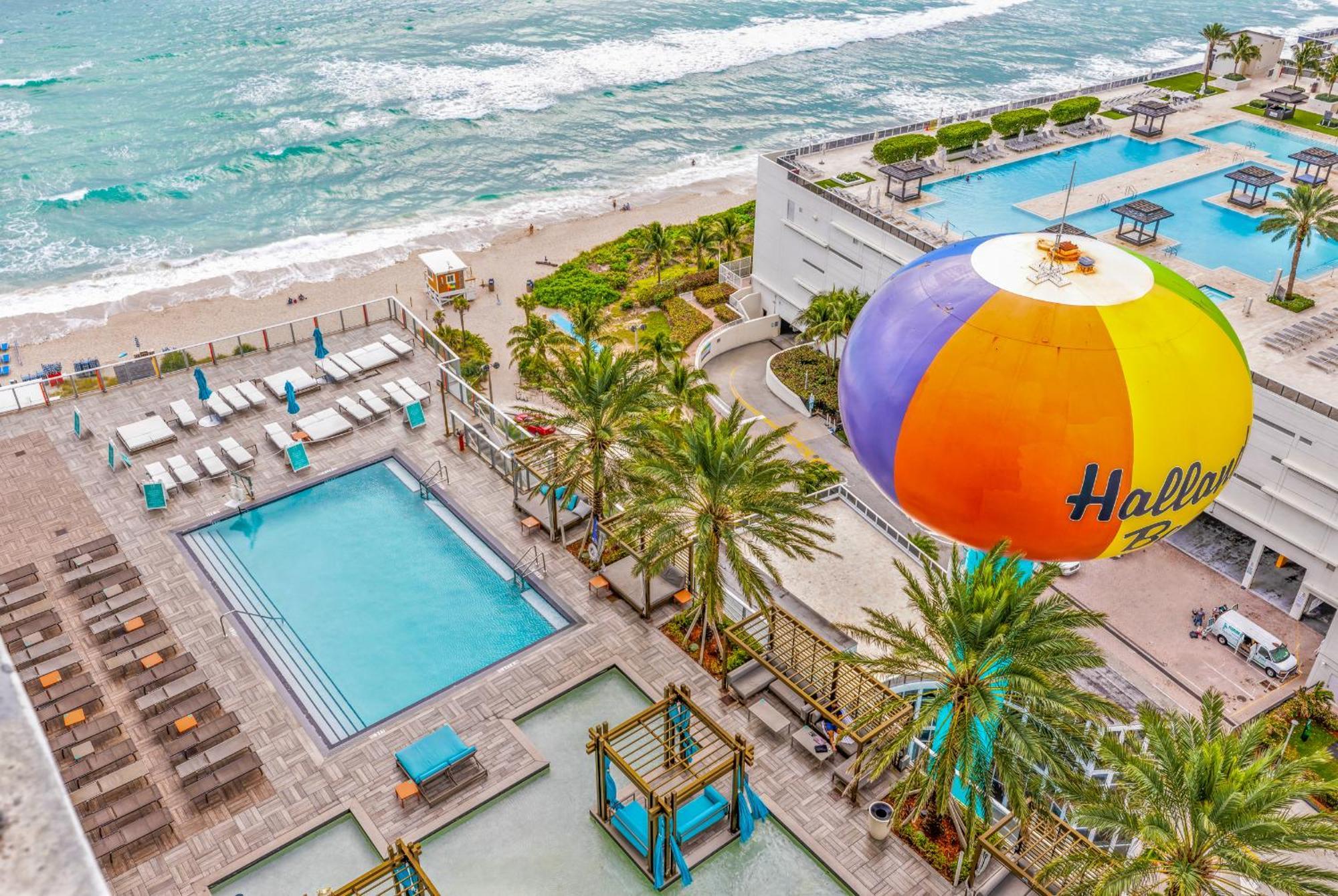 Wake Up To The Sound Of Waves In A Stylish Condo In A Luxury Resort Hollywood Kültér fotó